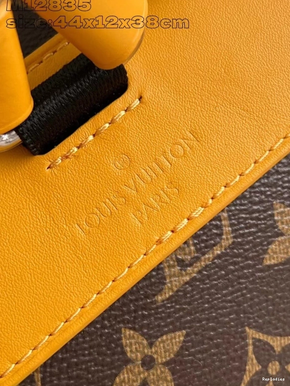 Cheap Vuitton Christopher Backpack MM-38*44*12.5CM Louis 0727